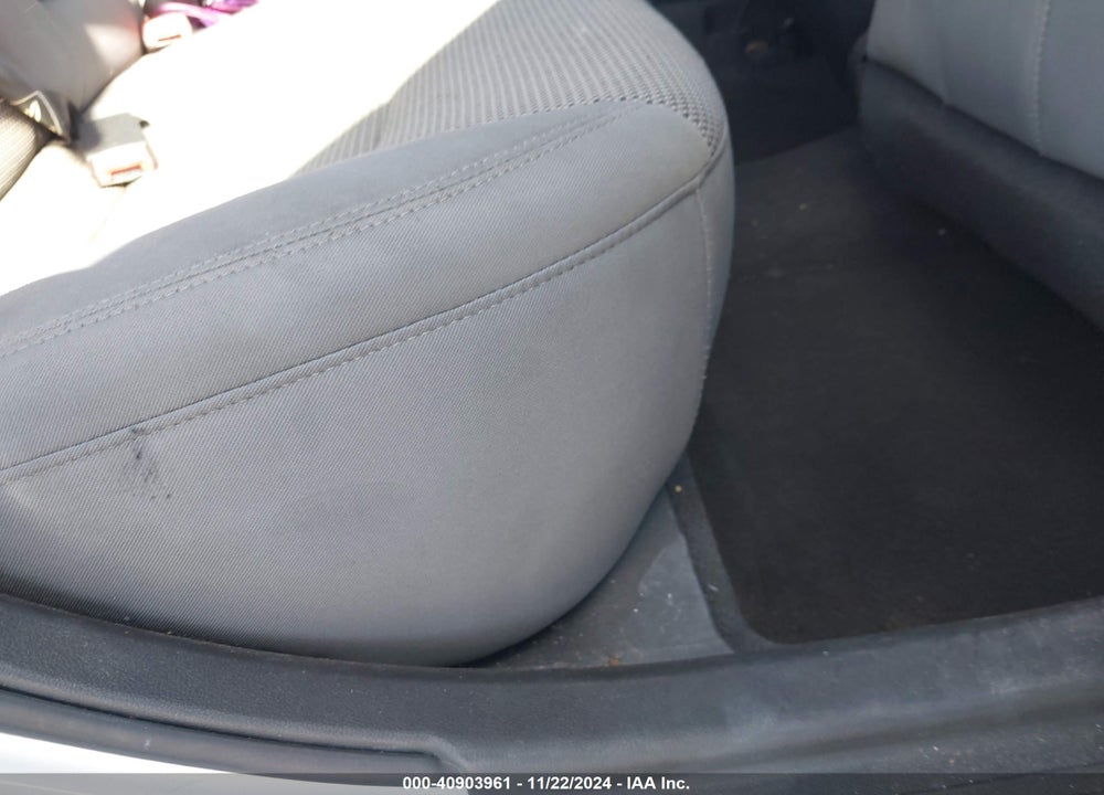 2011 HYUNDAI SONATA GLS VIN: 5NPEB4AC5BH063732