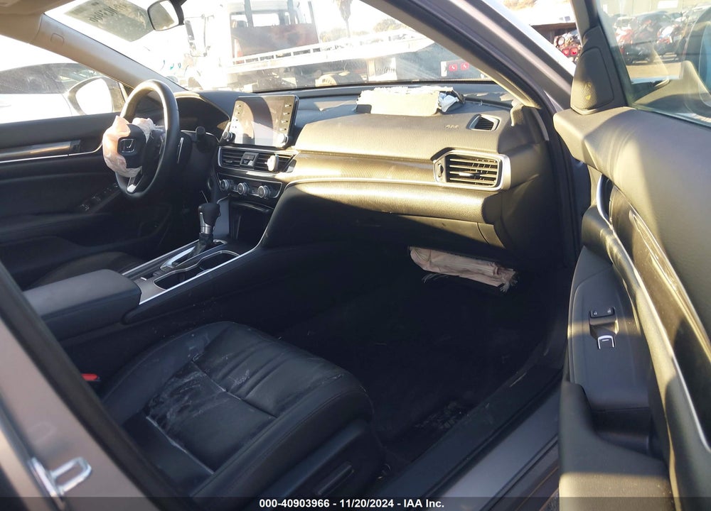 2022 HONDA ACCORD VIN: 1HGCV1F49NA111860