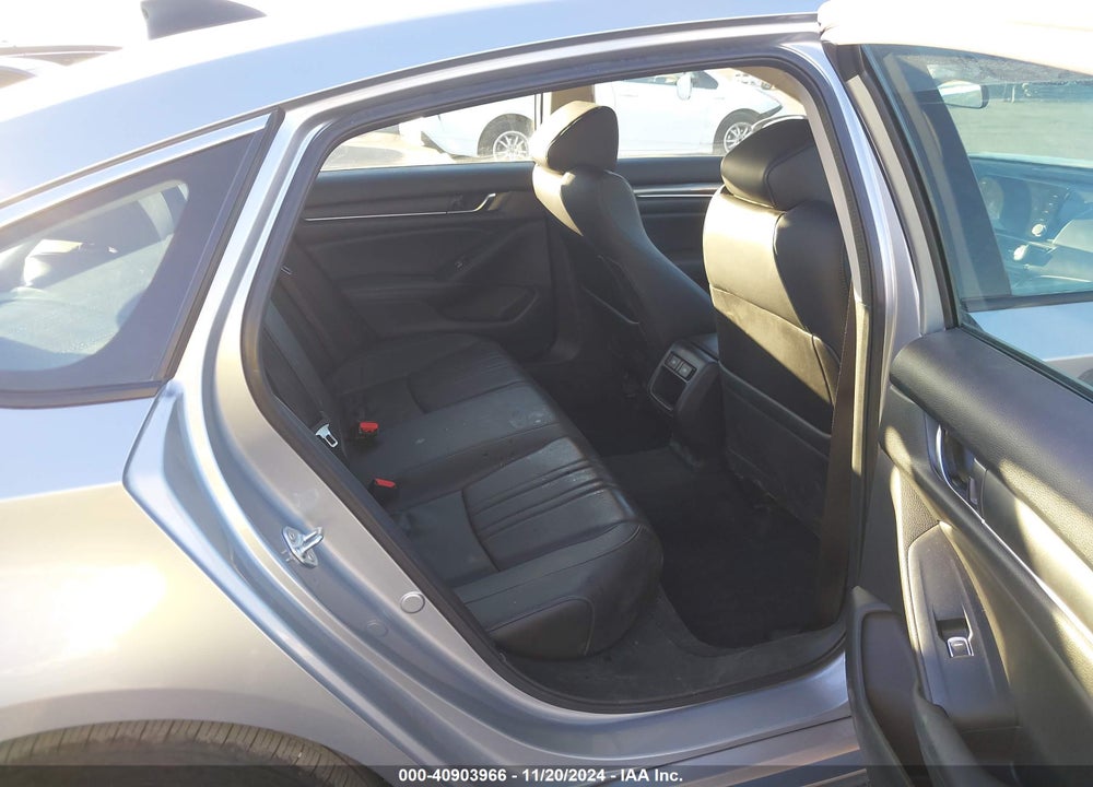 2022 HONDA ACCORD VIN: 1HGCV1F49NA111860