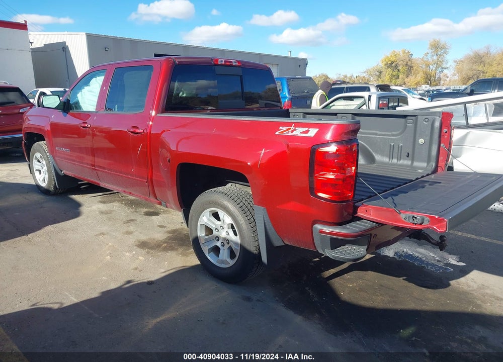 2017 CHEVROLET SILVERADO 1500 2LT VIN: 3GCUKREC9HG163904