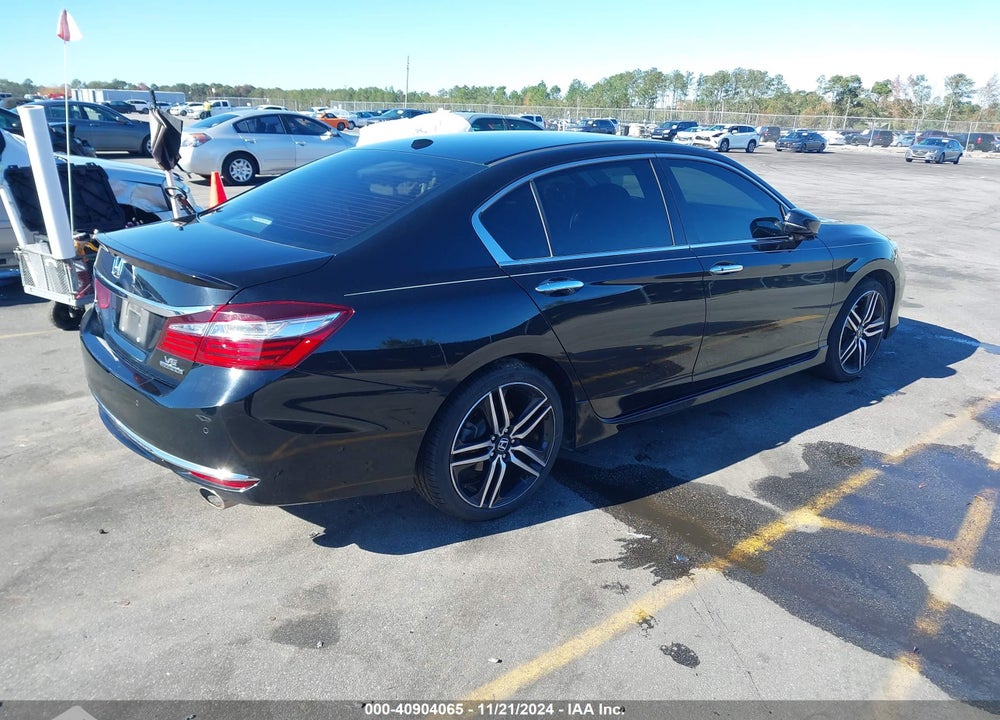 2017 HONDA ACCORD TOURING V6 VIN: 1HGCR3F9XHA038286