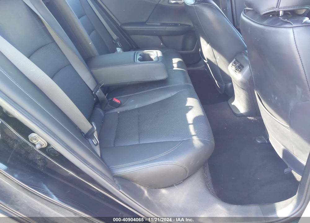 2017 HONDA ACCORD TOURING V6 VIN: 1HGCR3F9XHA038286