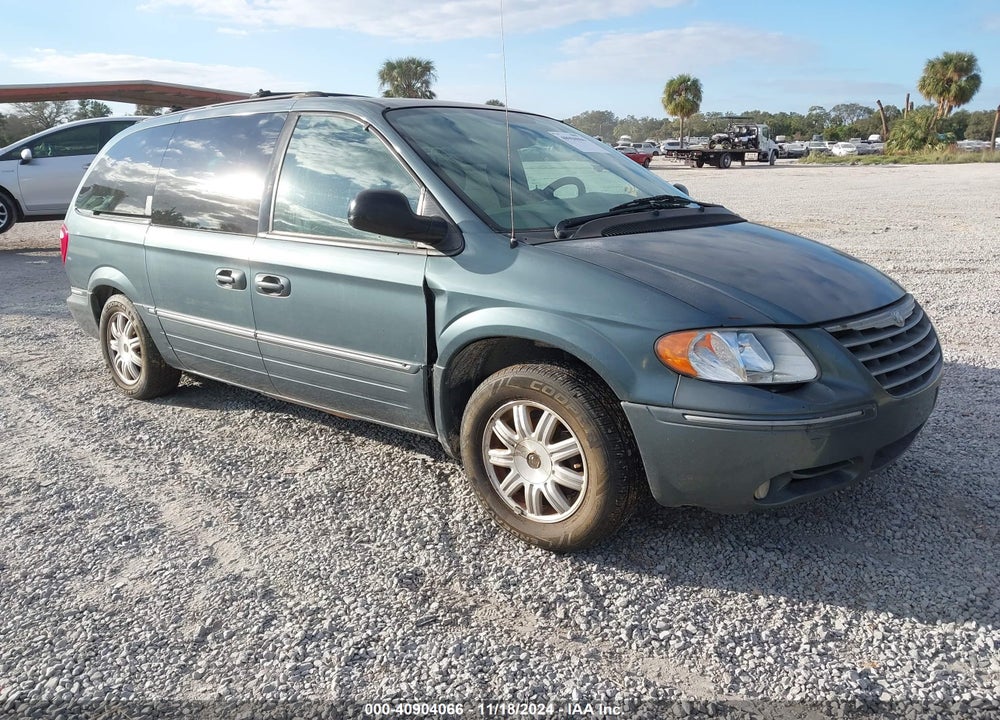 2005 CHRYSLER TOWN & COUNTRY TOURING VIN: 2C4GP54L75R120290