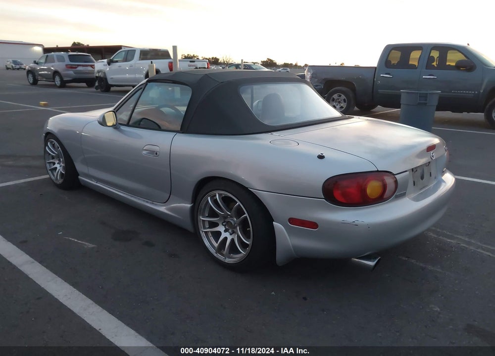 2000 MAZDA MX-5 MIATA LS/SPECIAL EDITION VIN: JM1NB3538Y0156092