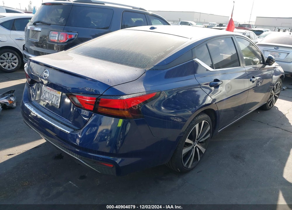 2022 NISSAN ALTIMA SR FWD VIN: 1N4BL4CV1NN407808