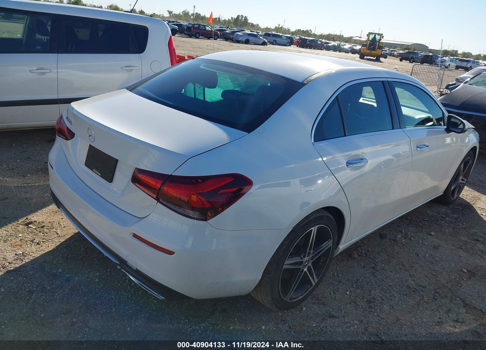 2019 MERCEDES-BENZ A 220 VIN: WDD3G4EB7KW000514