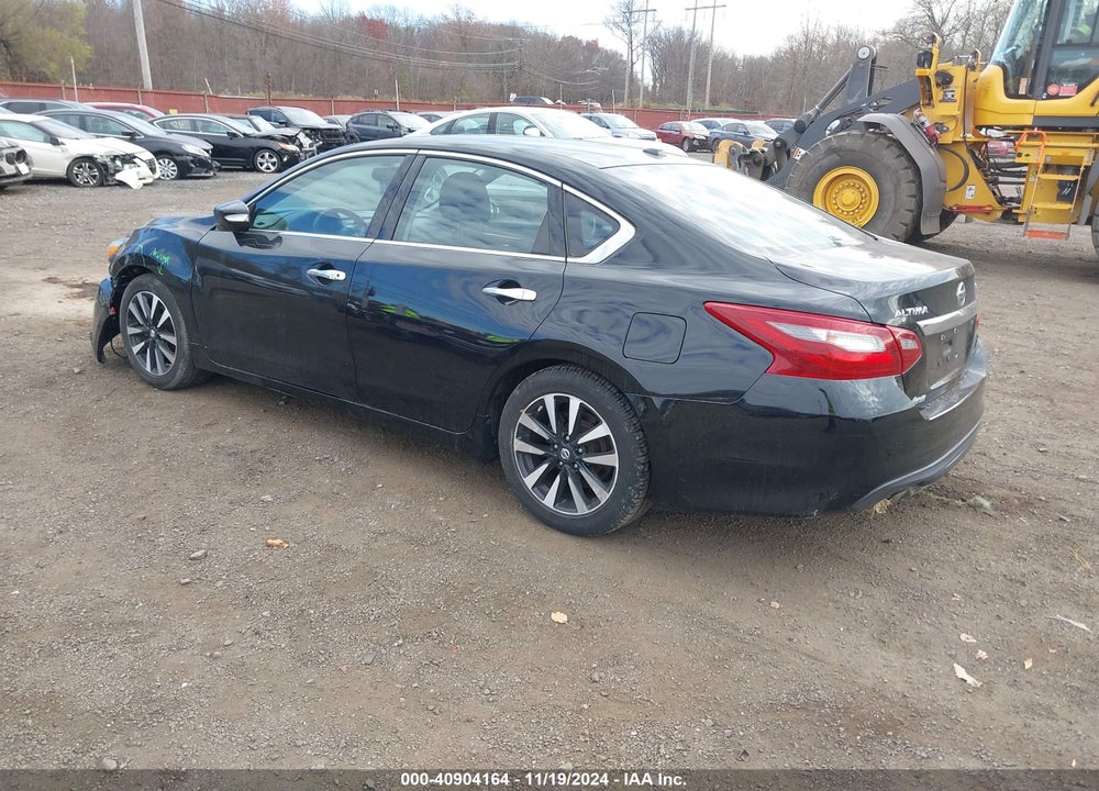 2018 NISSAN ALTIMA VIN: 1N4AL3AP8JC211672