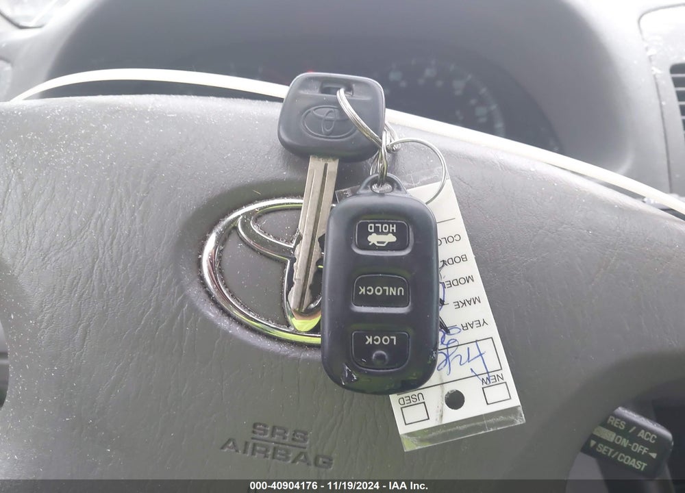 2004 TOYOTA CAMRY LE VIN: 4T1BE32K34U925120