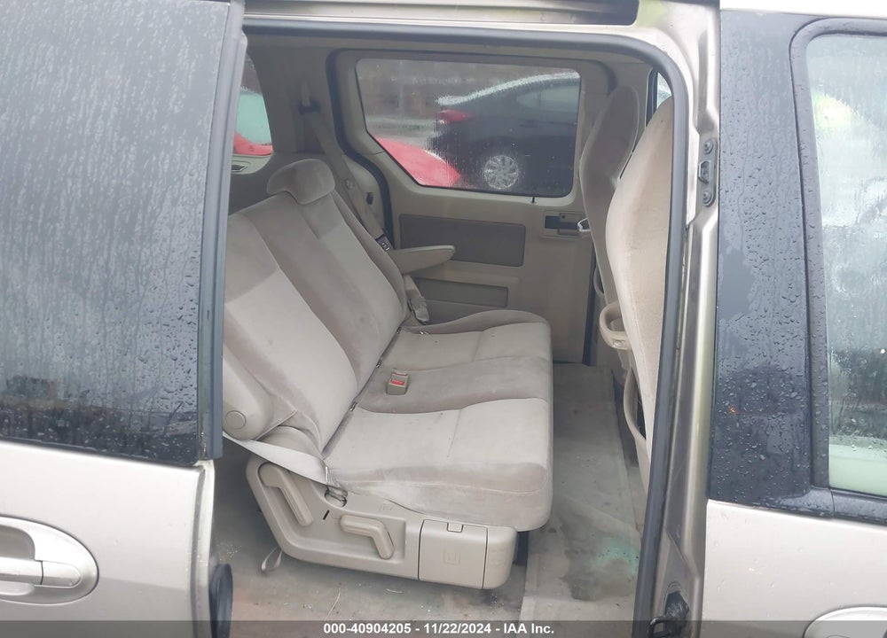 2006 FORD FREESTAR SE VIN: 2FMZA51656BA35401