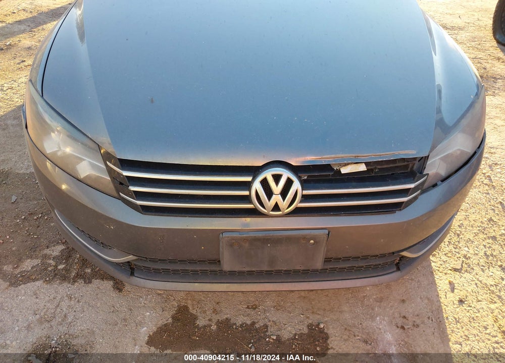 2014 VOLKSWAGEN PASSAT 2.5L S VIN: 1VWAP7A3XEC028375