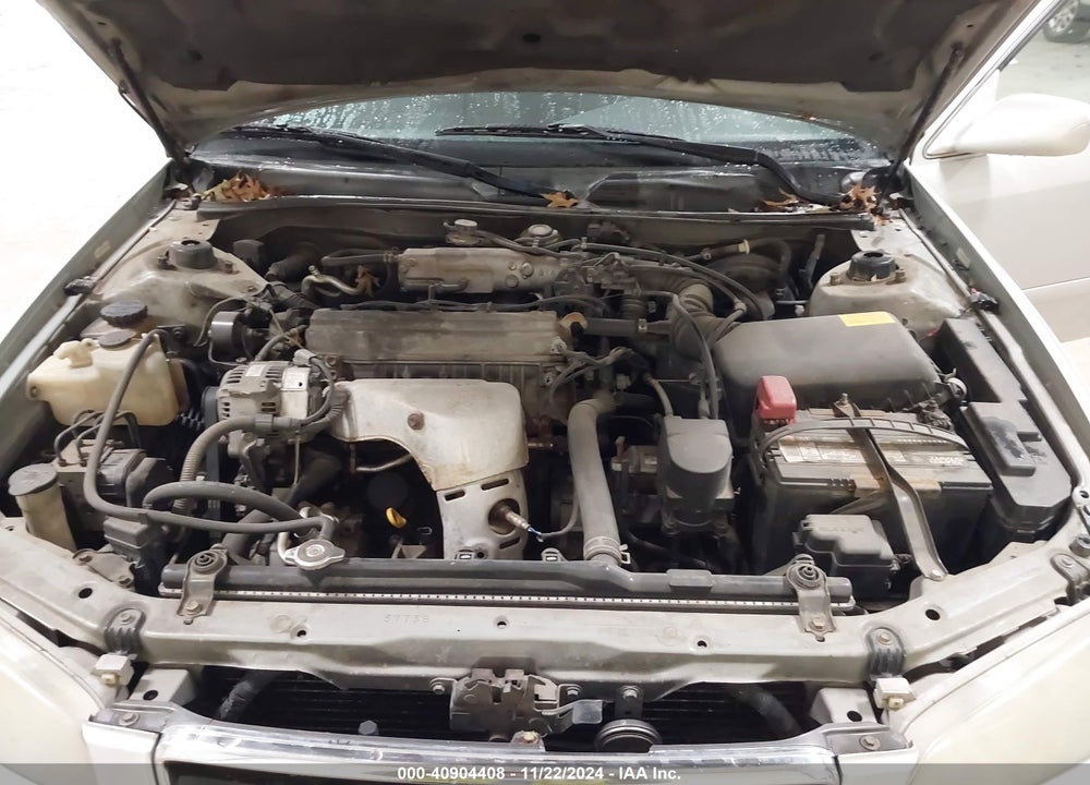 2001 TOYOTA CAMRY LE VIN: 4T1BG22K31U083749