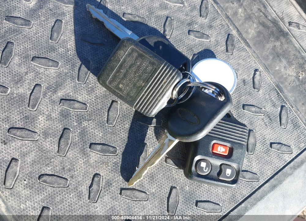 2004 FORD F-150 STX/XL/XLT VIN: 1FTRX14W44NA46799