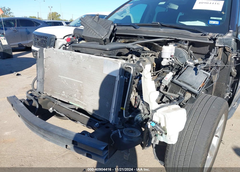 2017 CHEVROLET TAHOE LS VIN: 1GNSCAKC5HR215353