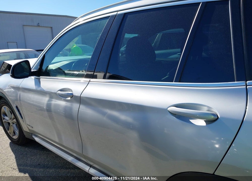2018 BMW X3 XDRIVE30I VIN: 5UXTR9C55JLC73001