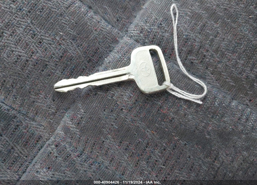 1998 TOYOTA TACOMA VIN: 4TAVL52N1WZ119565