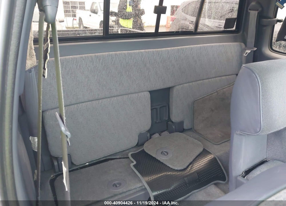 1998 TOYOTA TACOMA VIN: 4TAVL52N1WZ119565