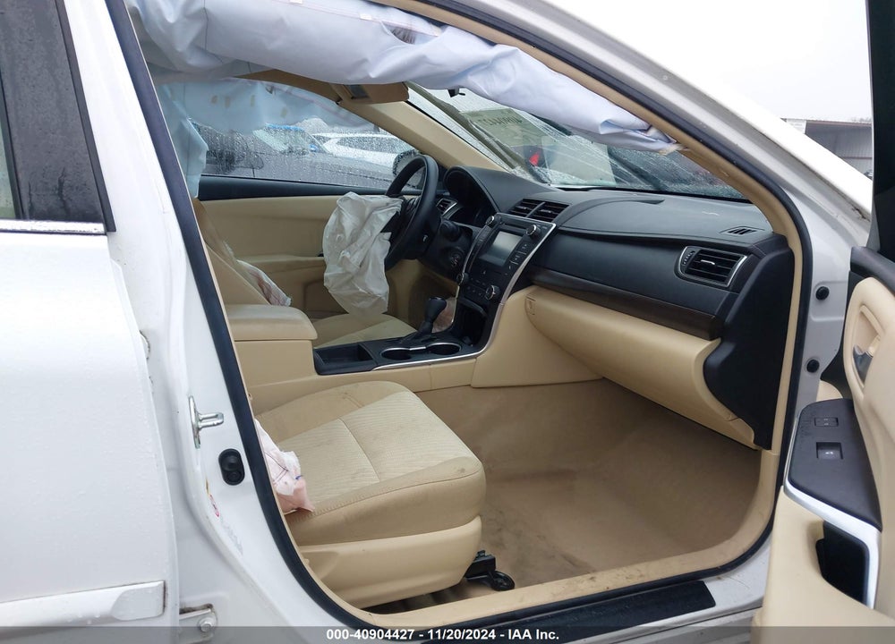 2017 TOYOTA CAMRY LE VIN: 4T1BF1FK5HU675347