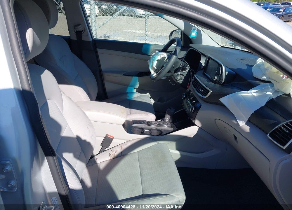 2019 HYUNDAI TUCSON SE VIN: KM8J23A44KU905818