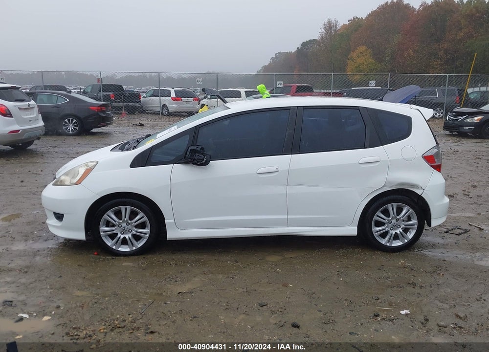 2010 HONDA FIT SPORT VIN: JHMGE8H6XAS020414