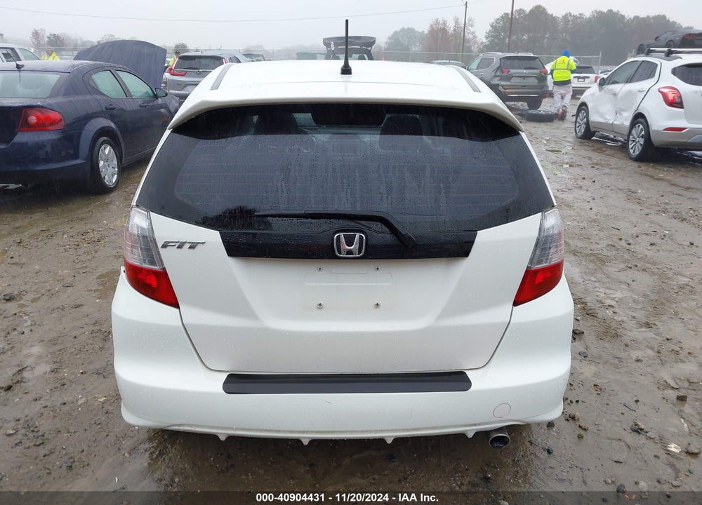 2010 HONDA FIT SPORT VIN: JHMGE8H6XAS020414