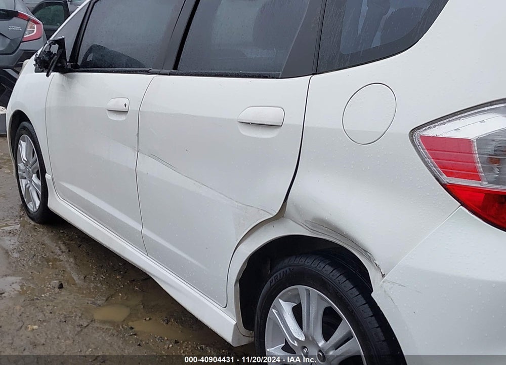 2010 HONDA FIT SPORT VIN: JHMGE8H6XAS020414