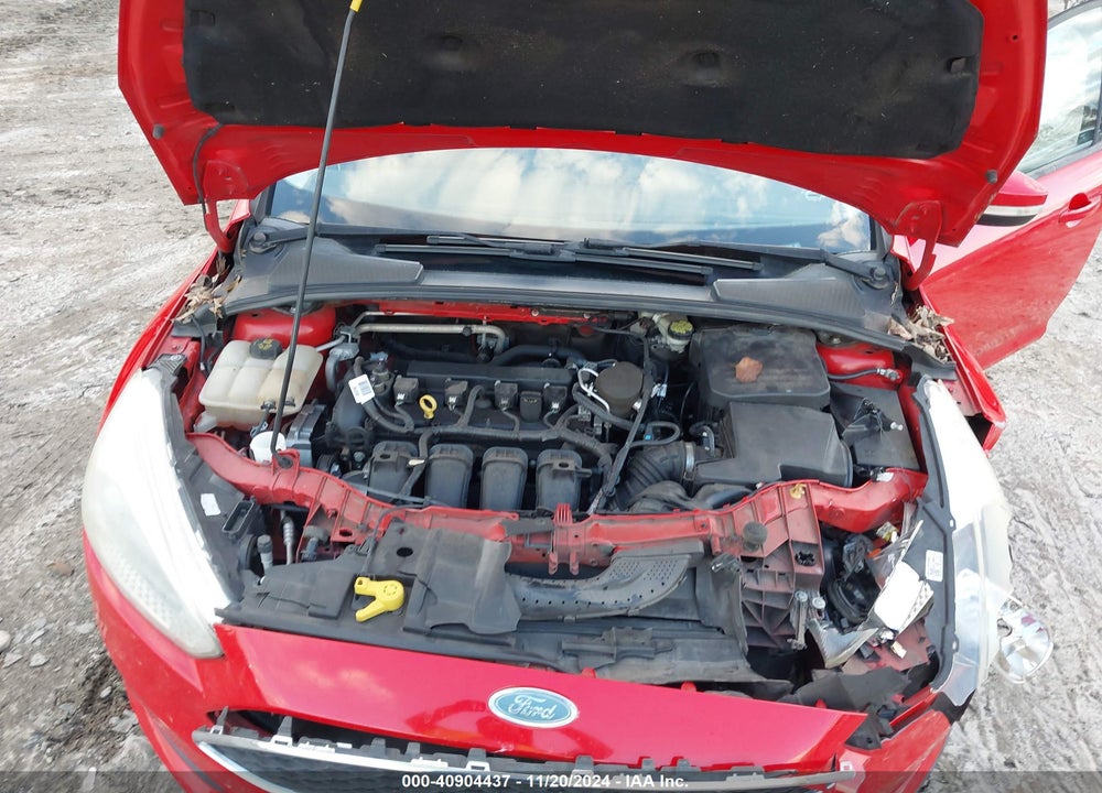2015 FORD FOCUS SE VIN: 1FADP3K24FL307990