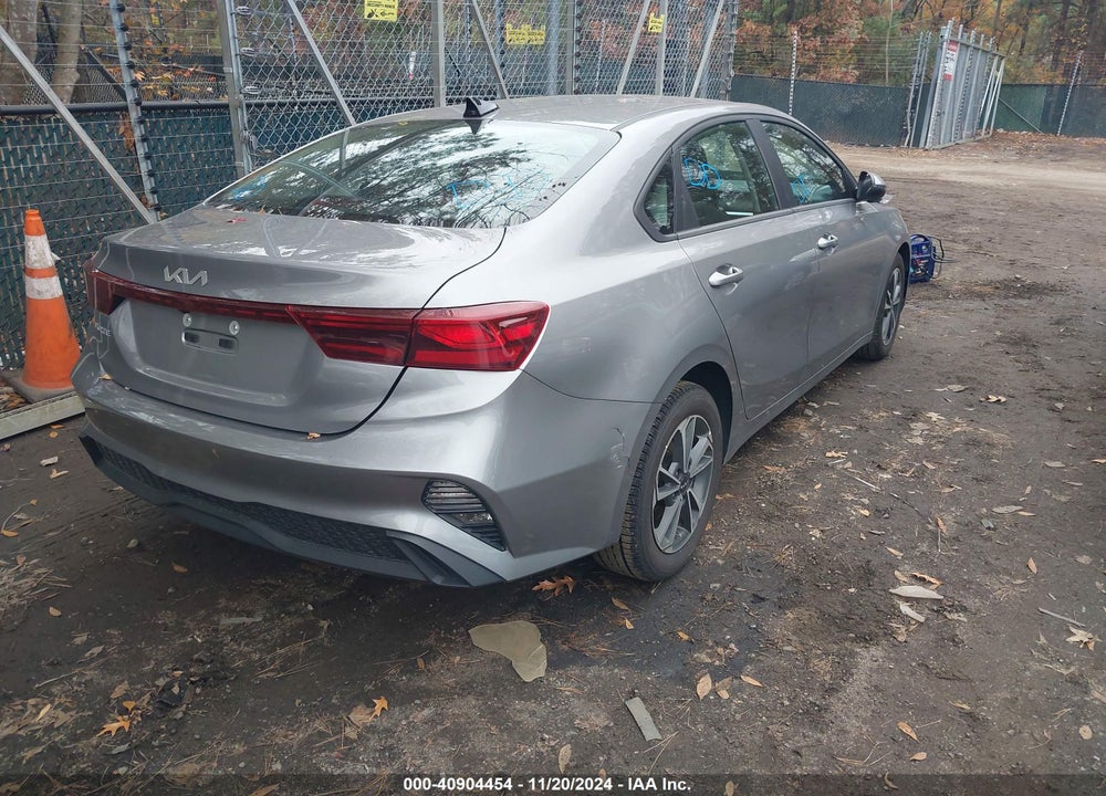 2024 KIA FORTE LXS VIN: 3KPF24AD7RE696468