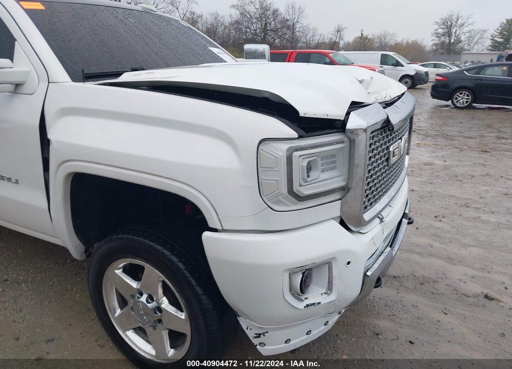 2015 GMC SIERRA 2500HD DENALI VIN: 1GT120E89FF638234