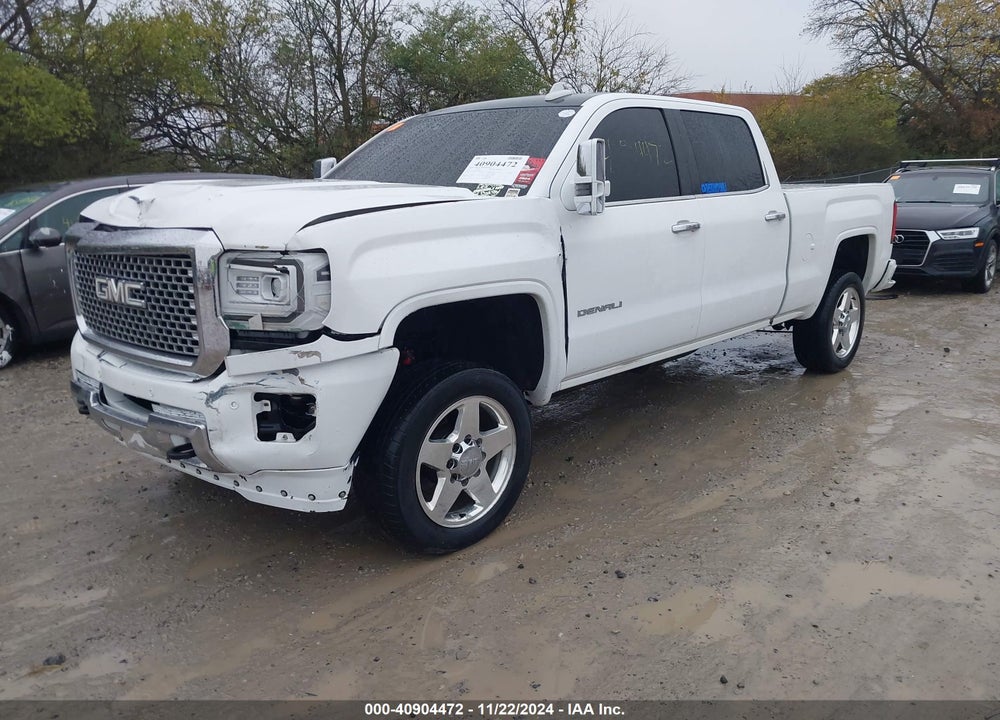 2015 GMC SIERRA 2500HD DENALI VIN: 1GT120E89FF638234