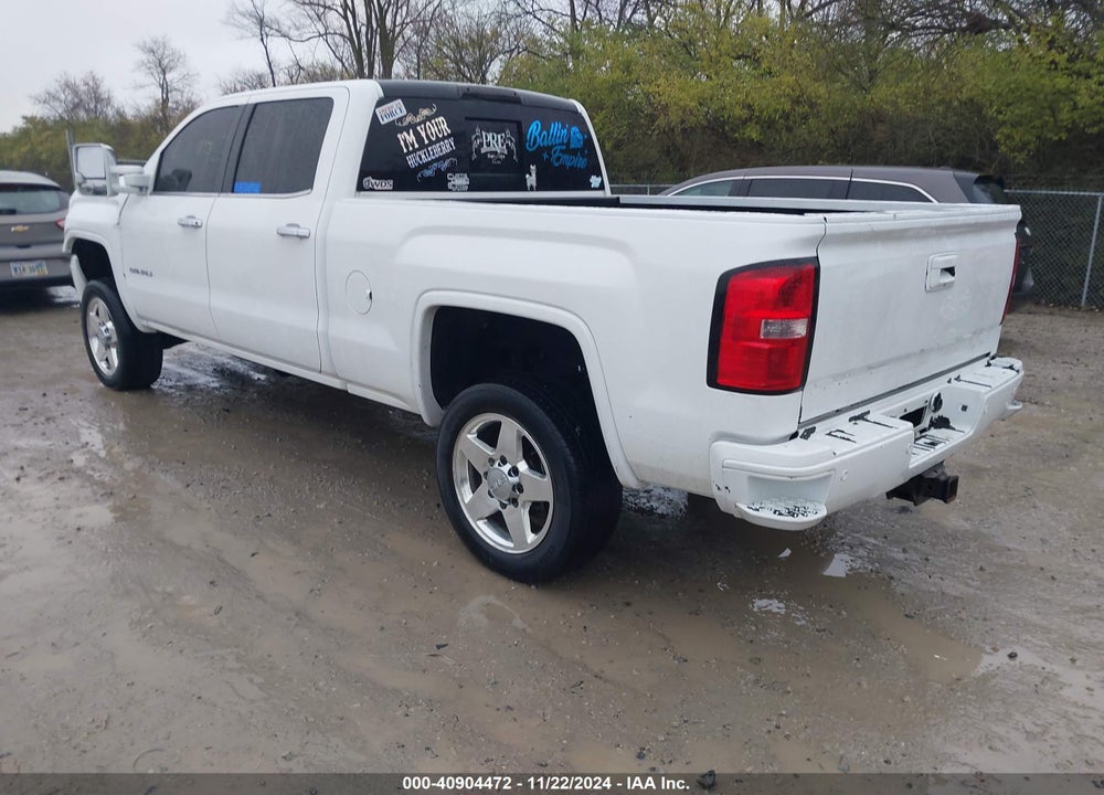 2015 GMC SIERRA 2500HD DENALI VIN: 1GT120E89FF638234