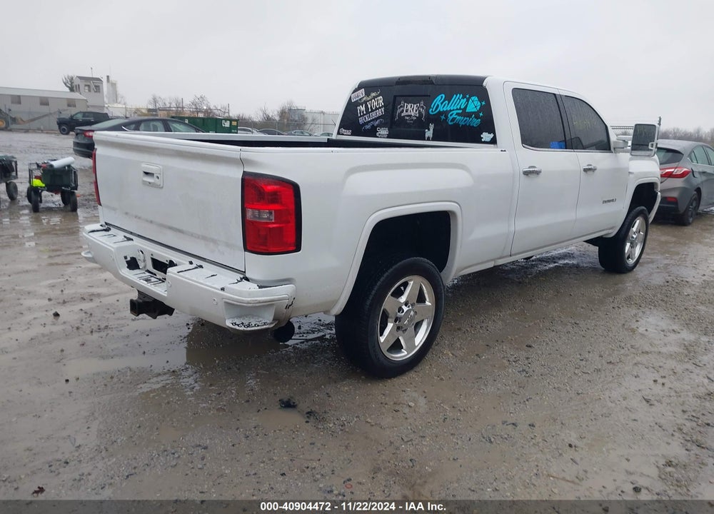 2015 GMC SIERRA 2500HD DENALI VIN: 1GT120E89FF638234