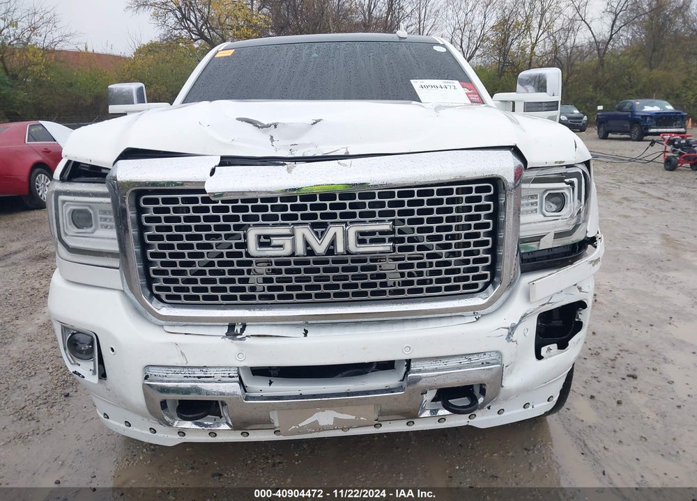 2015 GMC SIERRA 2500HD DENALI VIN: 1GT120E89FF638234