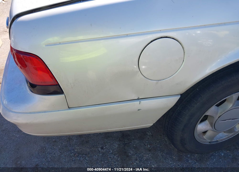 1995 FORD THUNDERBIRD LX VIN: 1FALP62W6SH170175