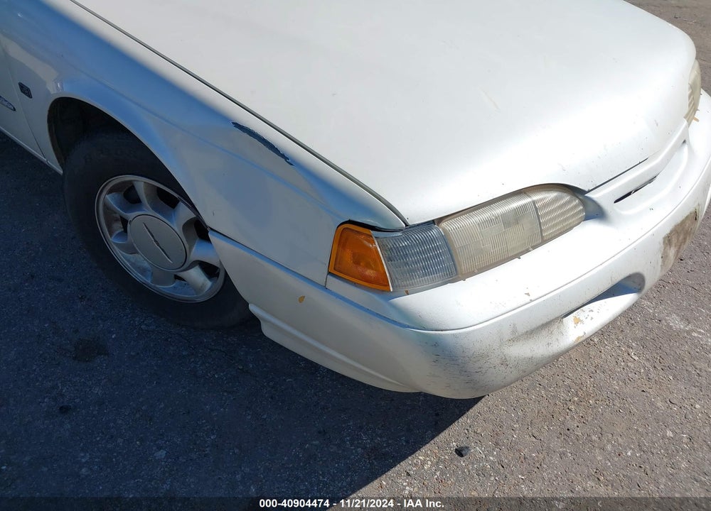 1995 FORD THUNDERBIRD LX VIN: 1FALP62W6SH170175