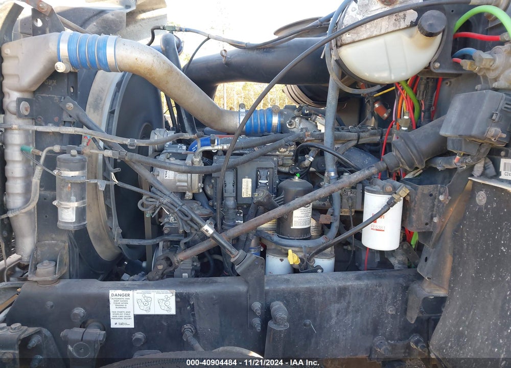 2006 MACK CHN613 CHN600 VIN: 1M1AJ07YX6N005084