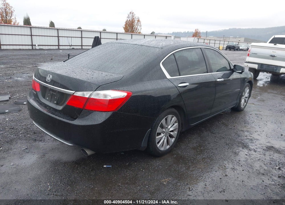2013 HONDA ACCORD EX VIN: 1HGCR2F73DA140970