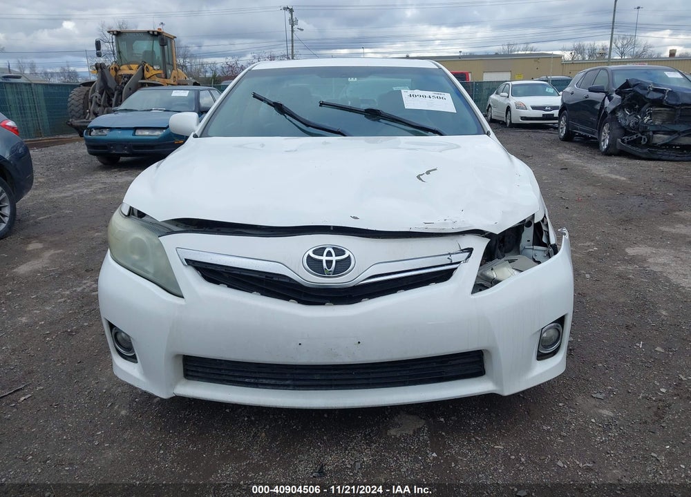 2011 TOYOTA CAMRY HYBRID VIN: 4T1BB3EK5BU138526