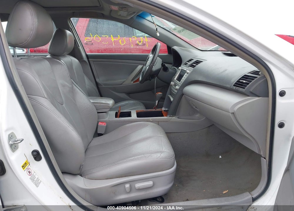 2011 TOYOTA CAMRY HYBRID VIN: 4T1BB3EK5BU138526
