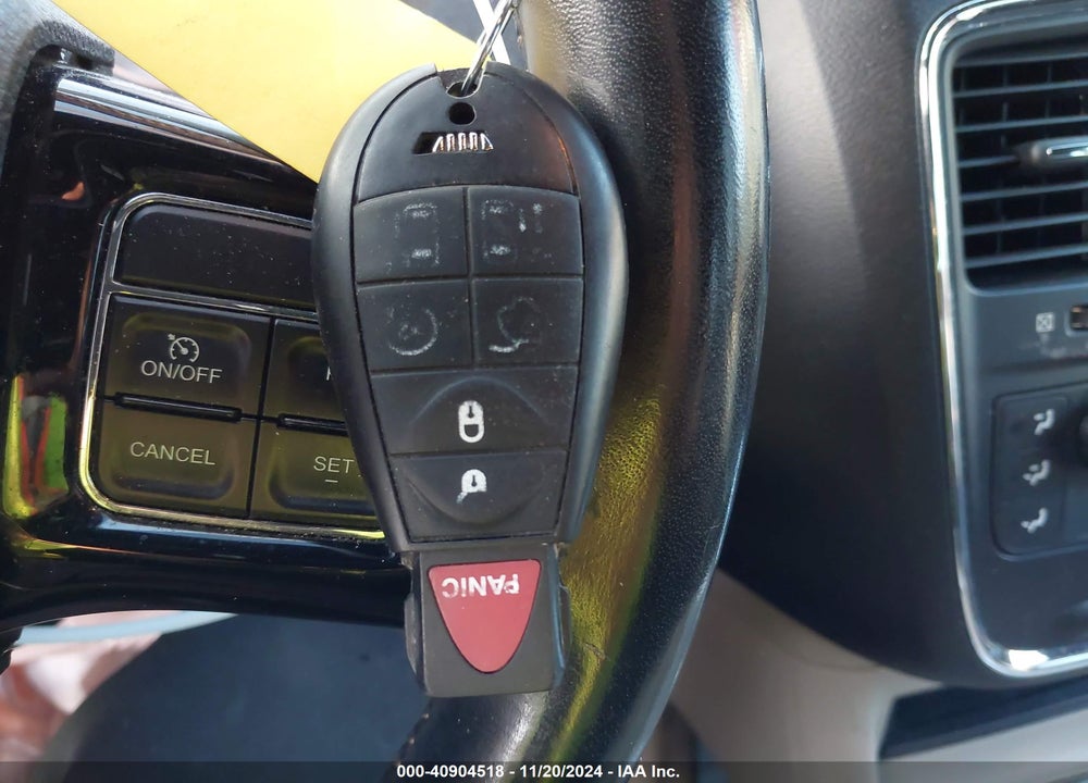 2019 DODGE GRAND CARAVAN SXT VIN: 2C4RDGCG9KR724713