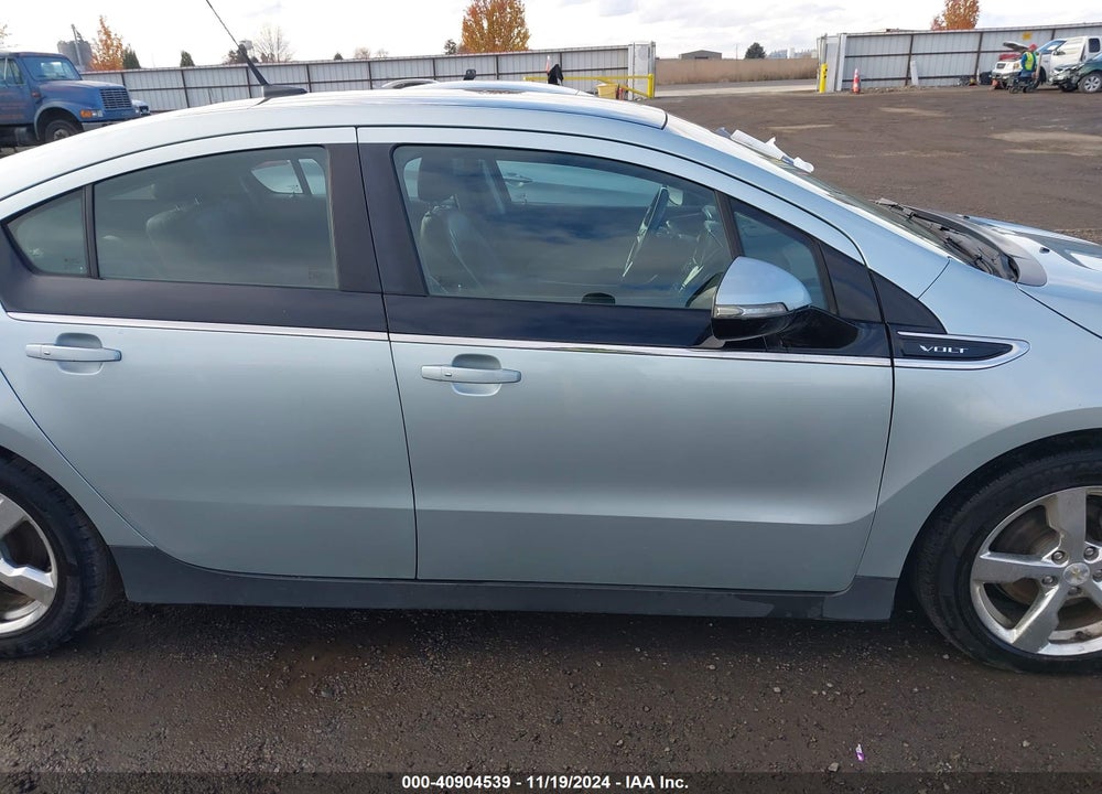 2012 CHEVROLET VOLT VIN: 1G1RB6E49CU102192