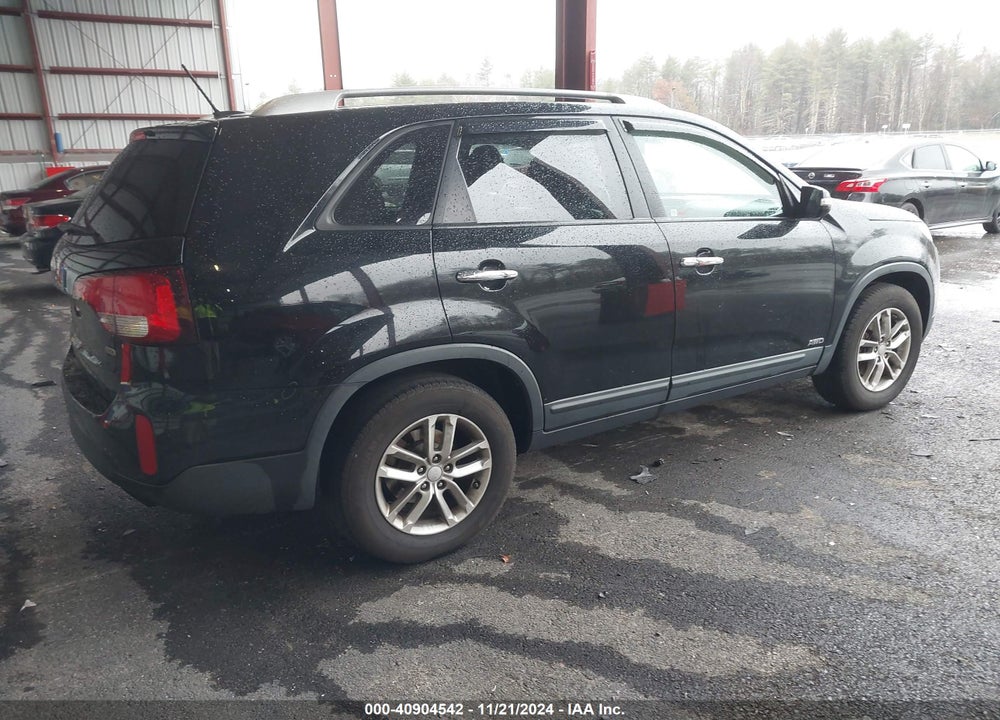 2014 KIA SORENTO VIN: 5XYKTCA6XEG543653