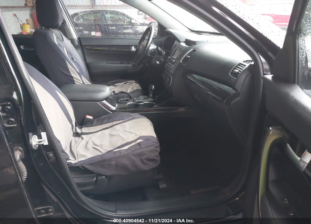 2014 KIA SORENTO VIN: 5XYKTCA6XEG543653