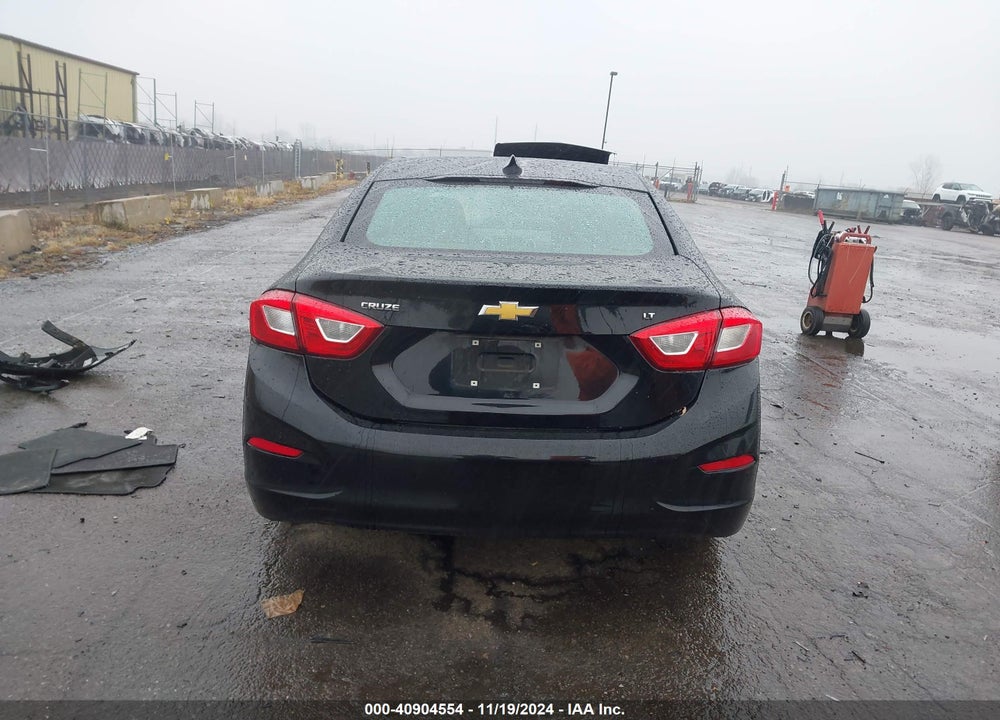 2018 CHEVROLET CRUZE VIN: 1G1BE5SM2J7112694