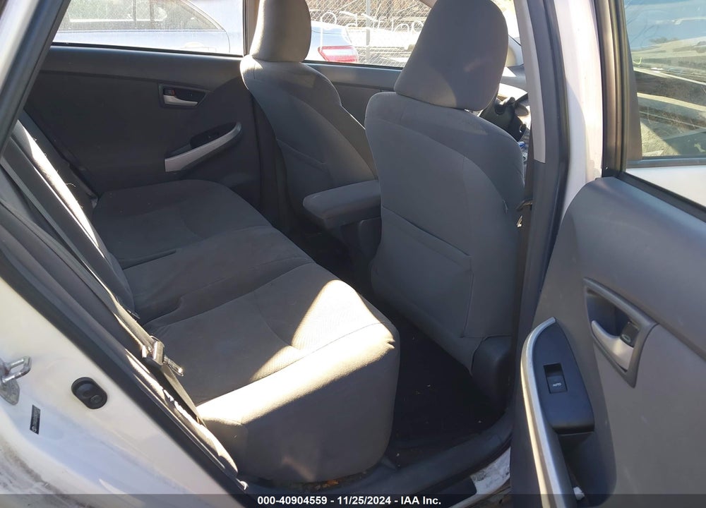 2011 TOYOTA PRIUS TWO VIN: JTDKN3DU2B0249752