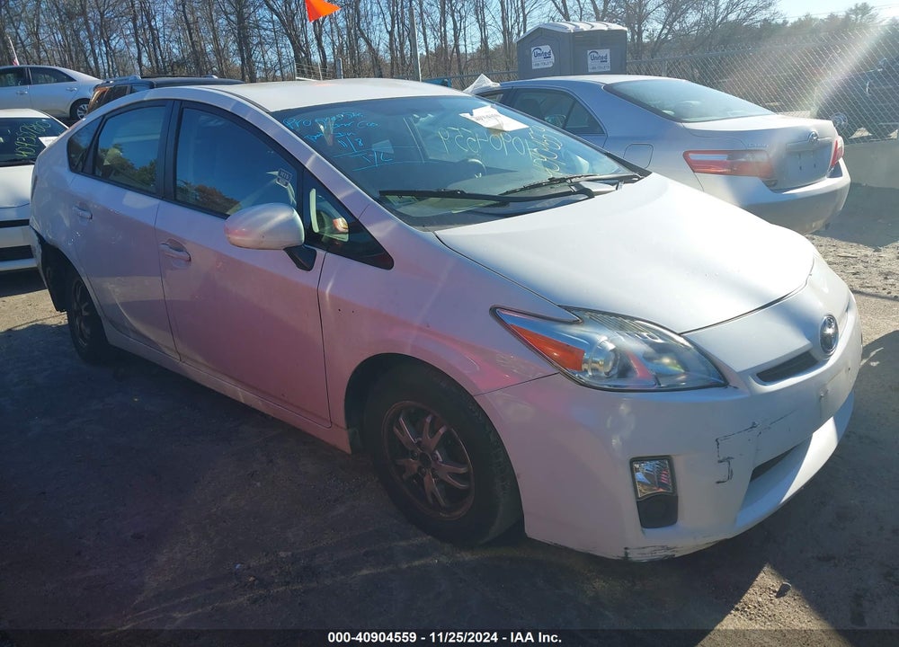 2011 TOYOTA PRIUS TWO VIN: JTDKN3DU2B0249752