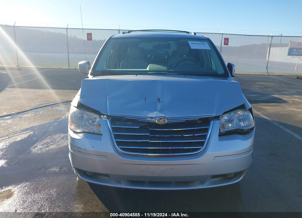 2008 CHRYSLER TOWN & COUNTRY VIN: 2A8HR54P78R732956