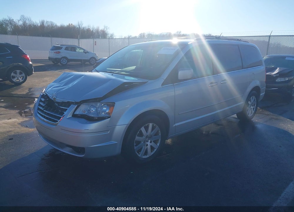 2008 CHRYSLER TOWN & COUNTRY VIN: 2A8HR54P78R732956