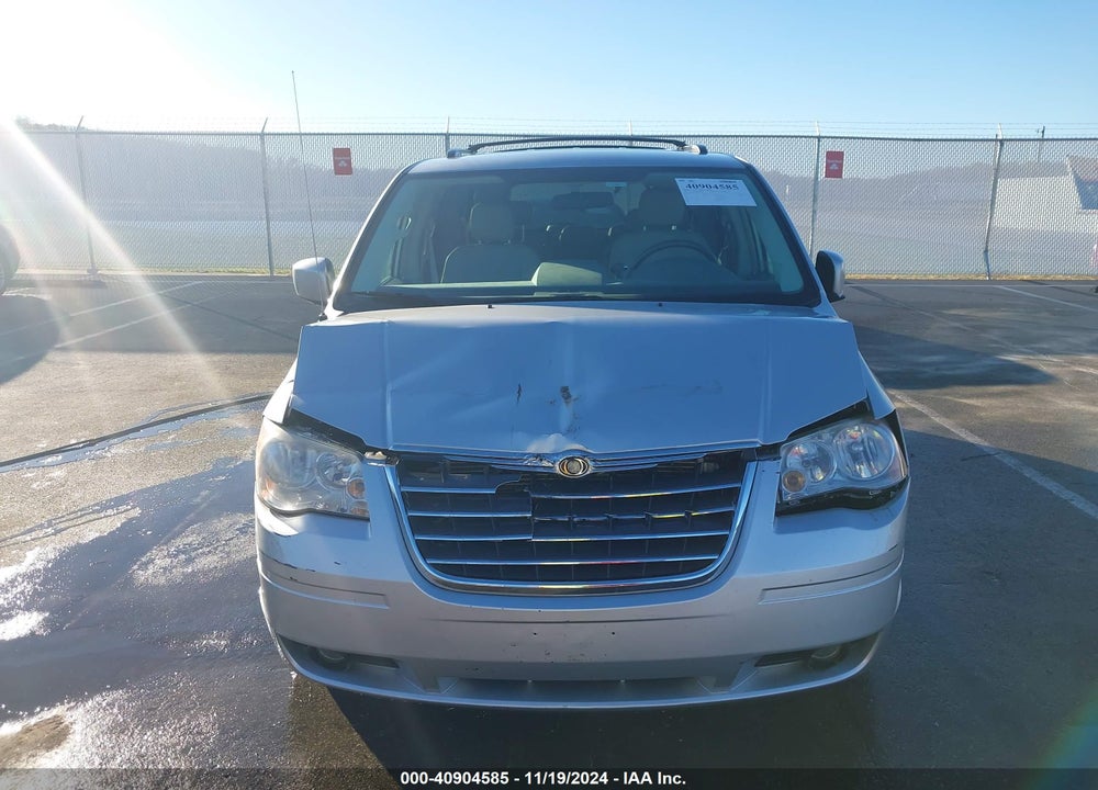 2008 CHRYSLER TOWN & COUNTRY VIN: 2A8HR54P78R732956