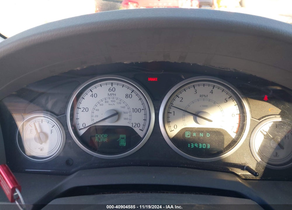 2008 CHRYSLER TOWN & COUNTRY VIN: 2A8HR54P78R732956