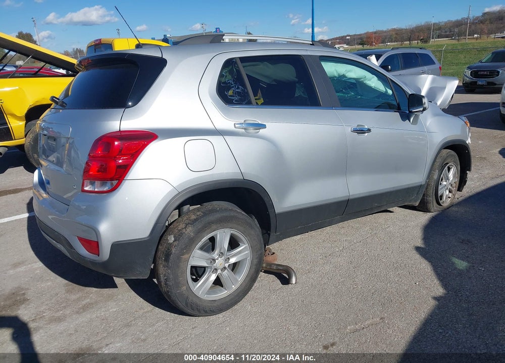 2020 CHEVROLET TRAX FWD LT VIN: KL7CJLSB2LB012585